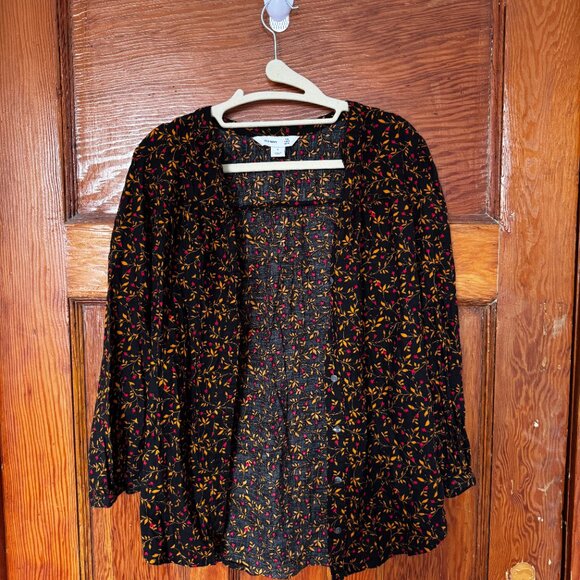 3/4-sleeve black floral button-down - Picture 2 of 3